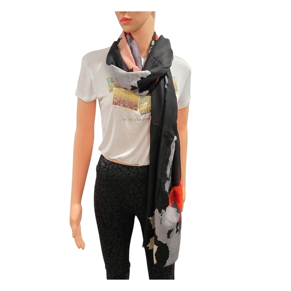 Jessica McClintock Black and Red Scarf Wrap - Picture 3 of 8